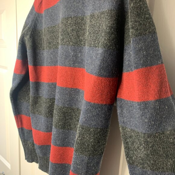 Columbia Mens Red / Blue Sweater - Picture 3 of 14